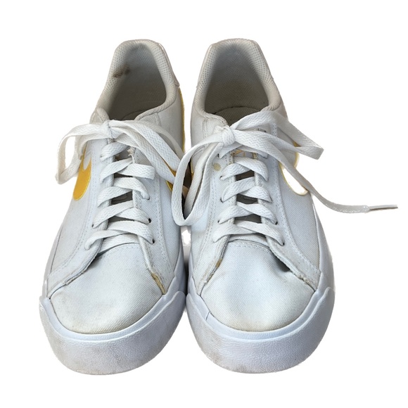 Nike Court Royale Sneakers White Yellow Swish 7.5 Low Top CD5405-102 Dated 11/19 - Picture 2 of 8
